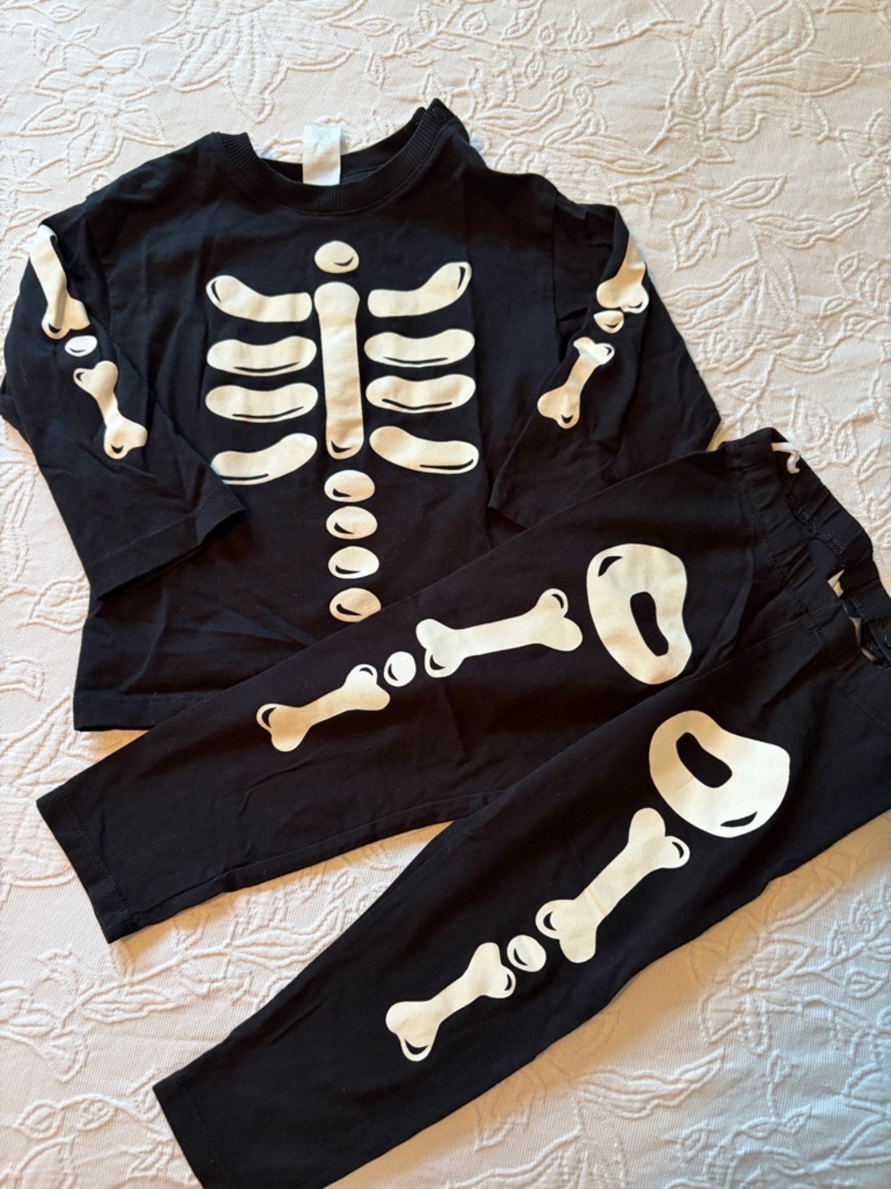 H&M 18m Kids Black Skeleton Costume pjs - Glow Bone Print